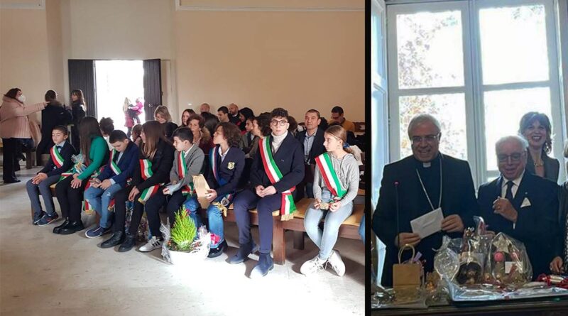 L’Arcivescovo incontra i ragazzi sindaci della provincia: Un ramoscello di ulivo nel presepe