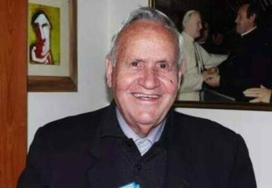 Nella chiesa Madre di Zafferana Etnea l’addio al sacerdote Gigi Licciardello