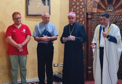 Giornata mondiale del rifugiato in moschea, Mons. Renna: «Abbiamo bisogno di questi fratelli»